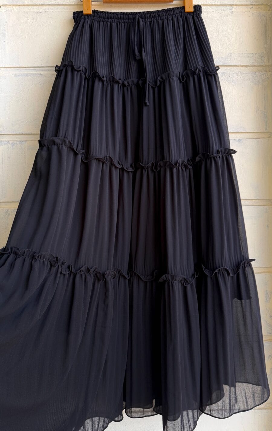 BLACK LAYERD SKIRT